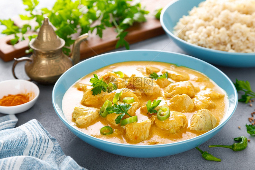 富国银行看好英伟达(NVDA.US)H20芯片需求 支持Q2业绩 上调目标价至220美元