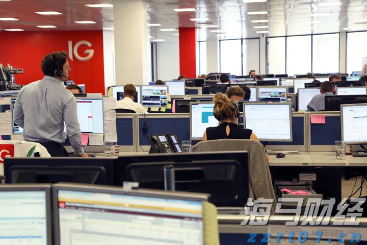 医我看丨光脚踩地补阳气、玩泥巴养脾胃，这些“接地气”养生法靠谱吗？