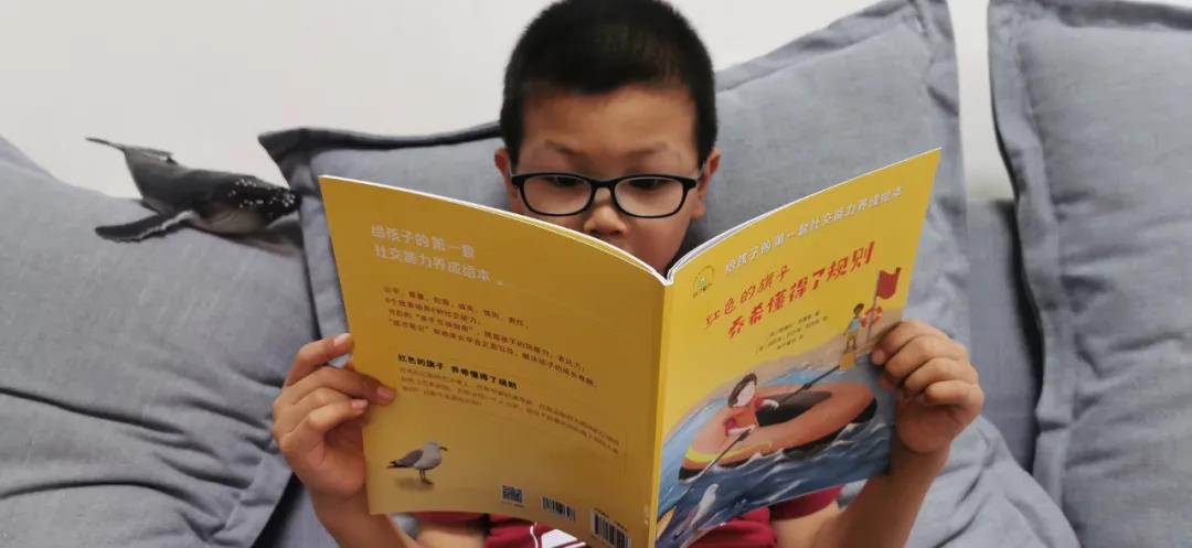 本周六珠海大讲堂 著名词曲作家、音乐制作人陈小奇 揭秘金曲背后的故事