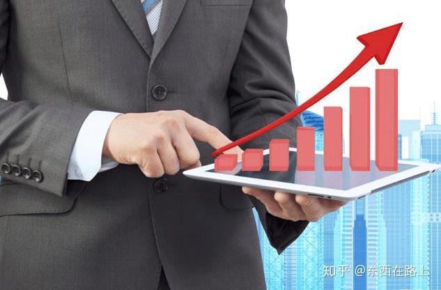 广东梅州大埔县一施工现场崩塌 致2名人员被困