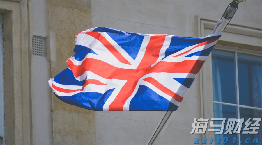 推动7.7万余座零散烈士墓迁至烈士陵园