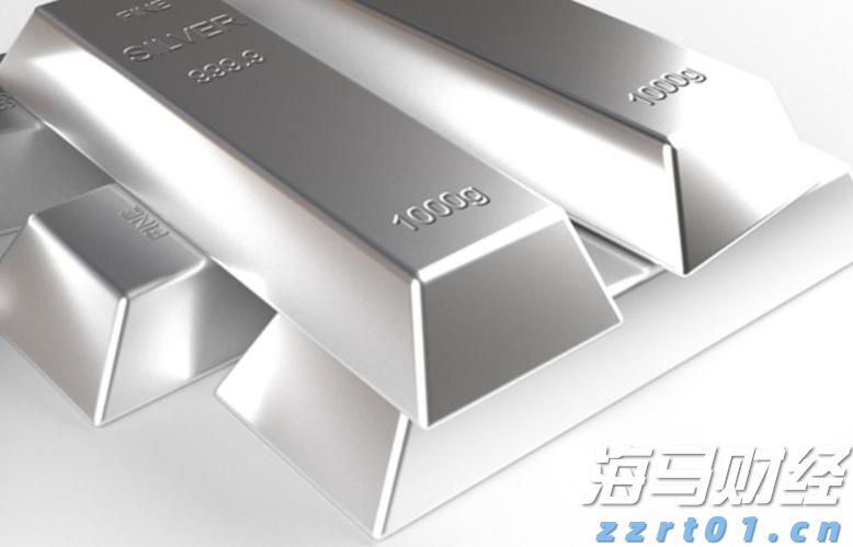 大阪世博会中国馆举行升旗仪式，五星红旗迎风飘扬！