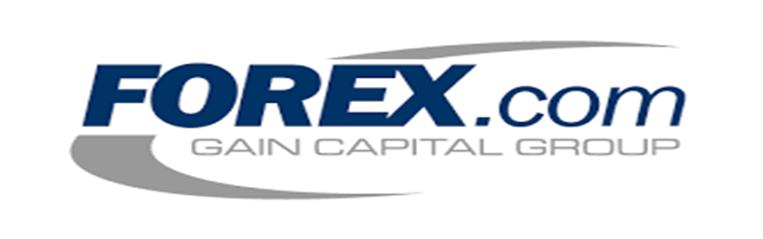 龙舟逐浪 志愿护航 现场超燃