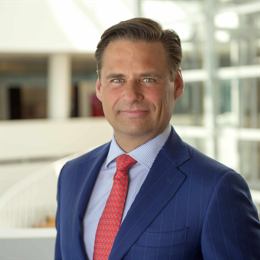 全场欢呼！中国代表团亮相世运会开幕式