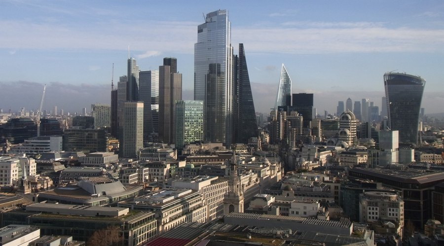 “鼓岭之友”召集人穆言灵再次捐赠二战文物