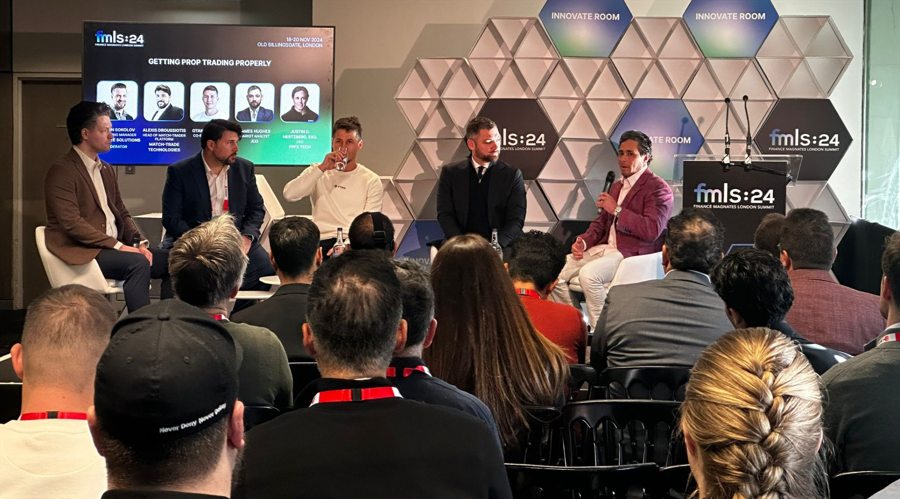 植齿相伴，与军同行——长庚医院举行建军节公益活动