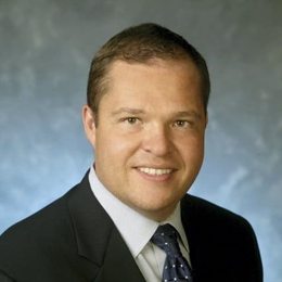 美国贸易逆差缩减至2023年最低，进口减少是主因